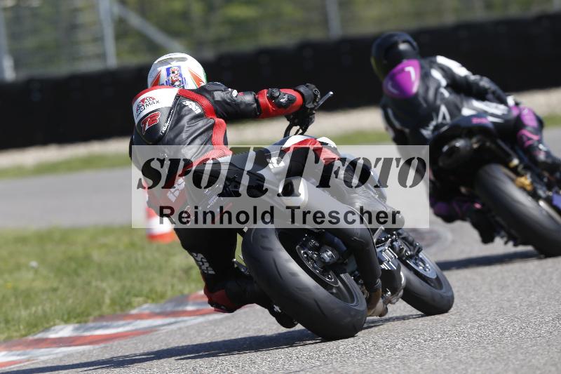 Archiv-2025/11 29.04.2025 PROMAX ADR/Gruppe gruen/backside